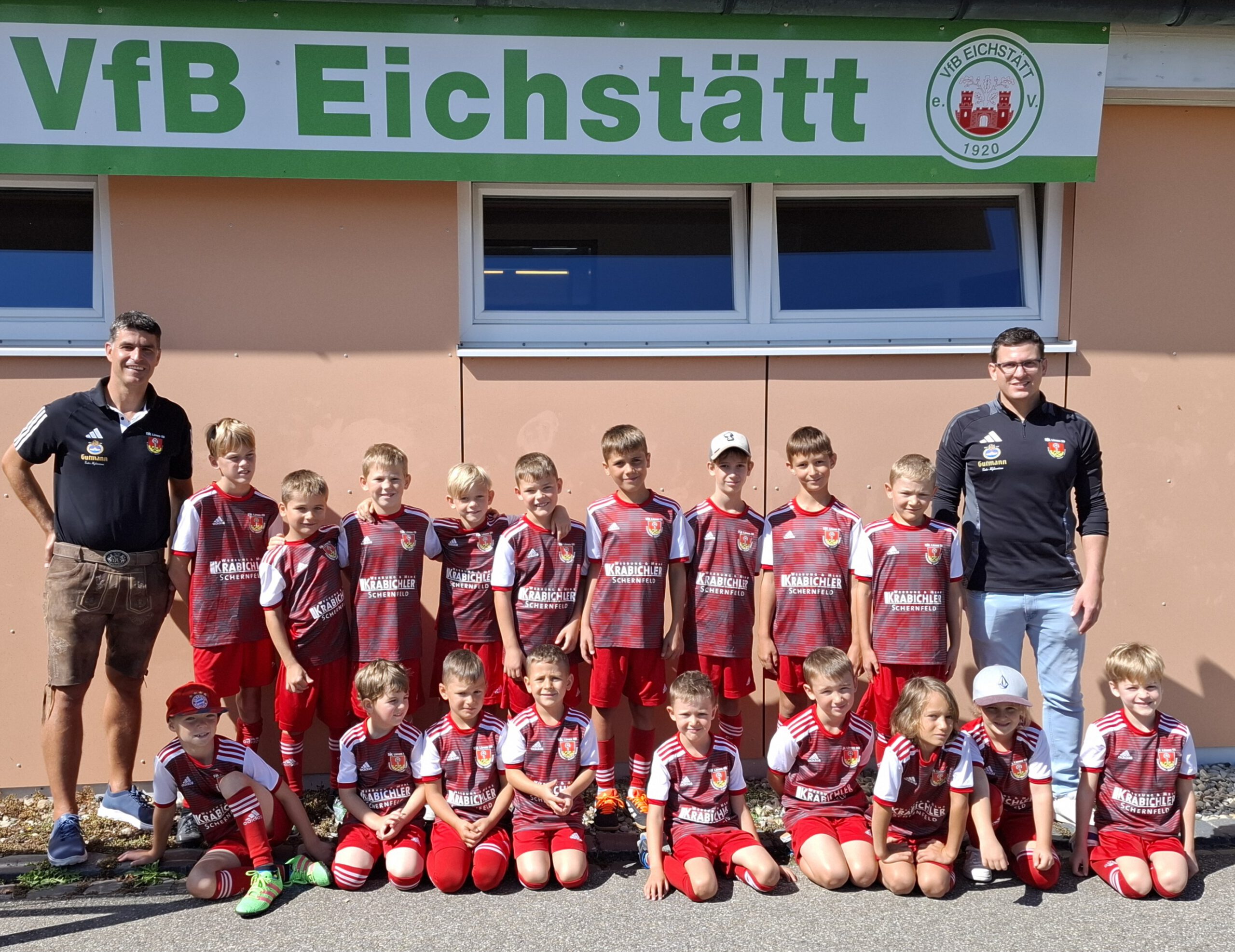Du betrachtest gerade Einlaufkids beim Regionalliga-Spiel